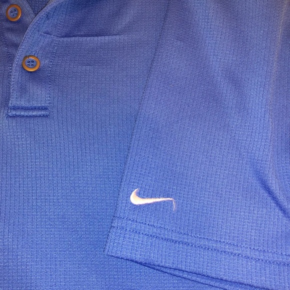 Men’s Nike Golf Sphere Dry Medium Collared Shirt - Picture 4 of 5